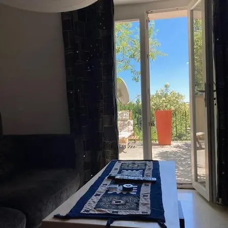 La Tranquille Aux Portes Des Cevennes Hébergement de vacances *
